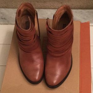 Brown ankle boots